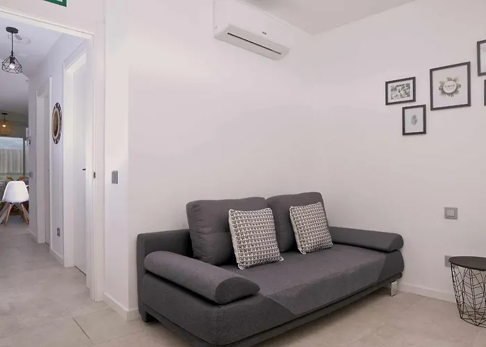 Gold - Duplex - Near The With Air-con By Lanzarote